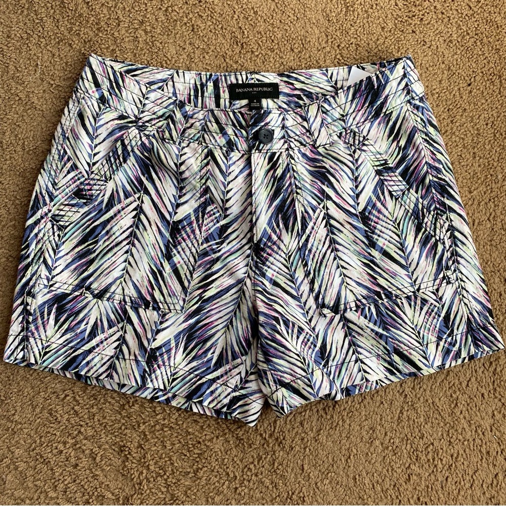 Banana Republic tropical shorts
